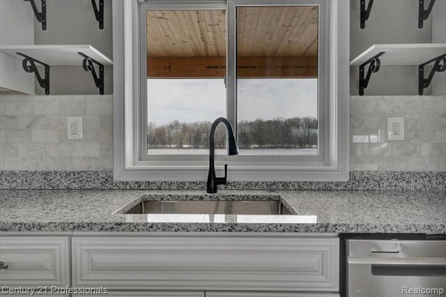 1546 Ashley Lane, Allenton, MI 48002