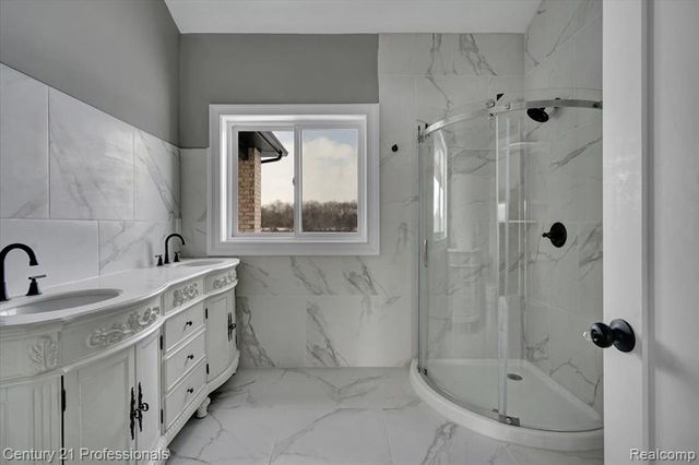 1546 Ashley Lane, Allenton, MI 48002