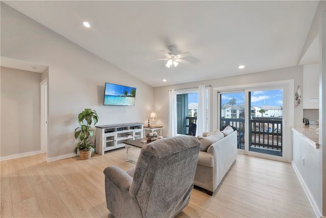 230 Cut Off Road 205, Port Aransas, TX 78373