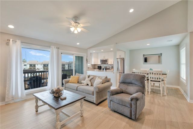 230 Cut Off Road 205, Port Aransas, TX 78373