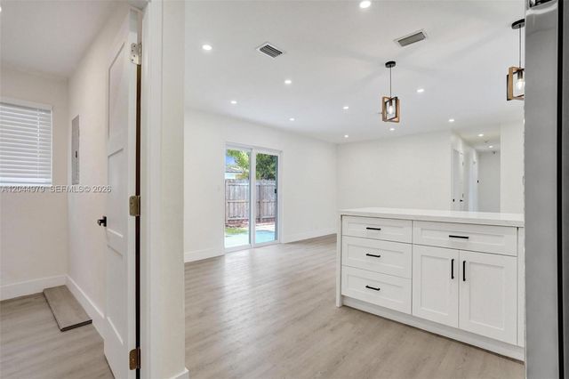 211 SW 64th Avenue, Pembroke Pines, FL 33023