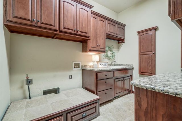 8333 NW 128th Circle, Oklahoma City, OK 73142