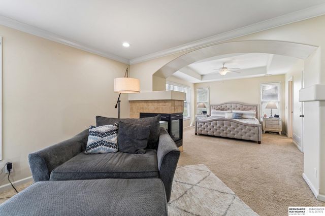 4306 Victoria Avenue, Bellevue, NE 68123