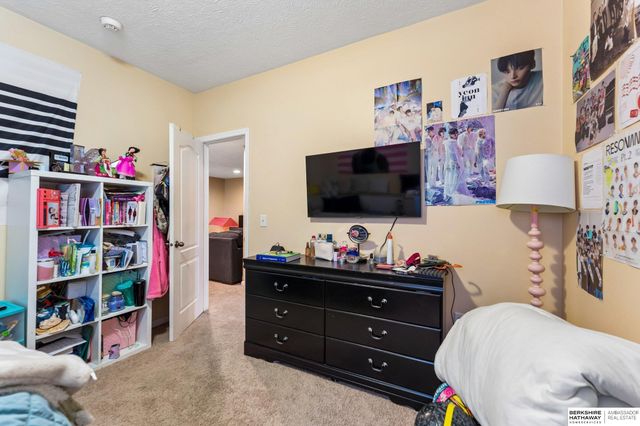 4306 Victoria Avenue, Bellevue, NE 68123