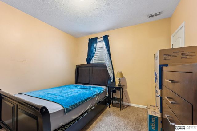 4306 Victoria Avenue, Bellevue, NE 68123