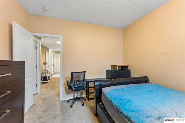 4306 Victoria Avenue, Bellevue, NE 68123