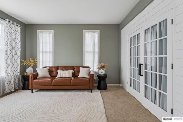 4306 Victoria Avenue, Bellevue, NE 68123