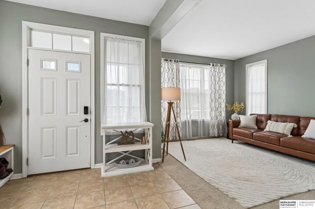 4306 Victoria Avenue, Bellevue, NE 68123