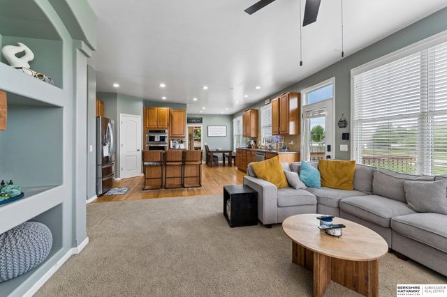 4306 Victoria Avenue, Bellevue, NE 68123