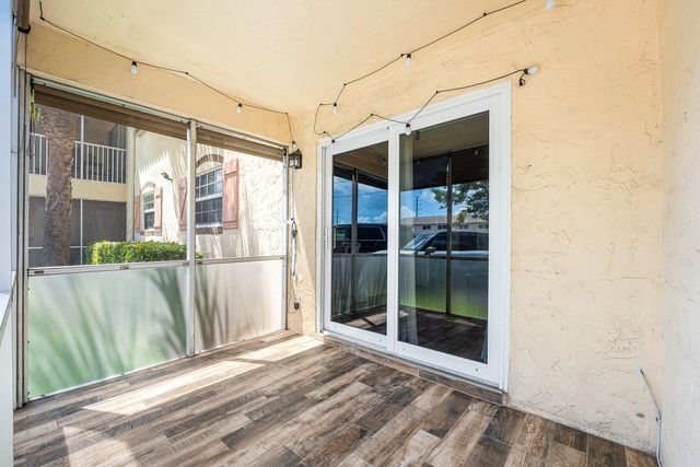 101 E Mcnab Road 304, Pompano Beach, FL 33060