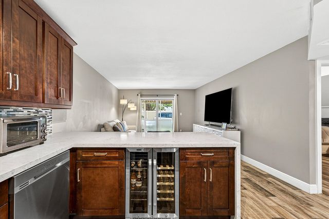 101 E Mcnab Road 304, Pompano Beach, FL 33060