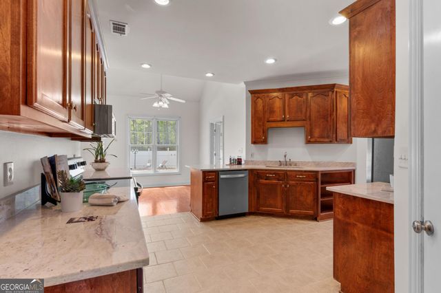 155 Rocky Way, Williamson, GA 30292