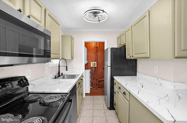 902 DORKING RD, Glen Burnie, MD 21061