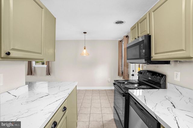 902 DORKING RD, Glen Burnie, MD 21061