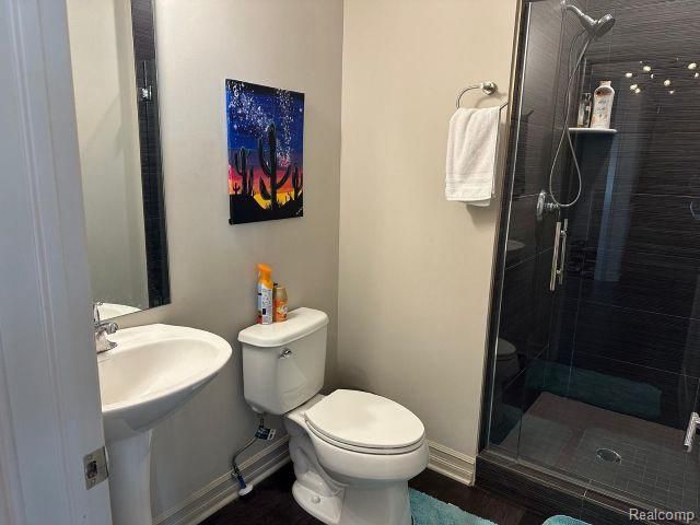 1578 Garden Park Drive, Troy, MI 48083