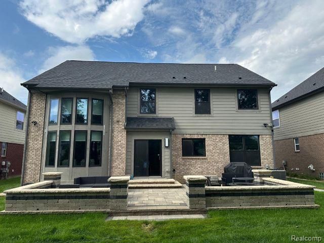 1578 Garden Park Drive, Troy, MI 48083