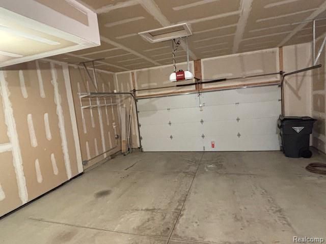 1578 Garden Park Drive, Troy, MI 48083