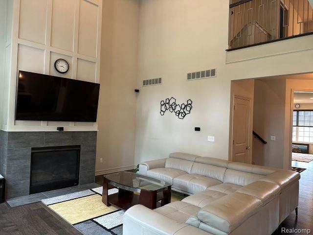 1578 Garden Park Drive, Troy, MI 48083