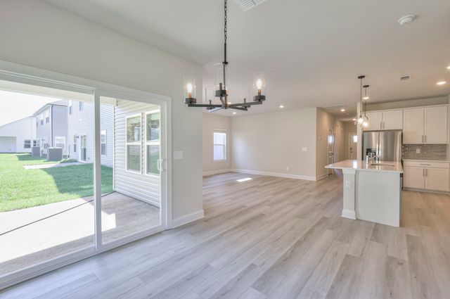 1279 Bluffton Circle, Clarksville, TN 37043