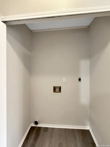 7880 Micron Dr Apt 3506, San Antonio, TX 78251