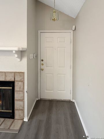 7880 Micron Dr Apt 3506, San Antonio, TX 78251