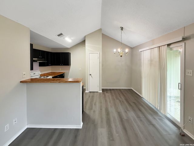 7880 Micron Dr Apt 3506, San Antonio, TX 78251