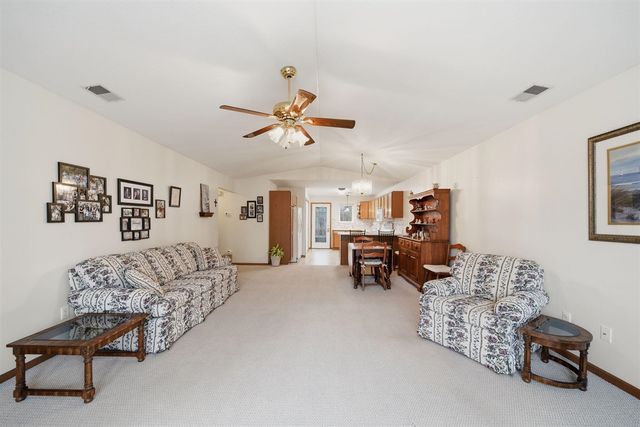 1702 Lakewood Drive B, Adrian, MI 49221