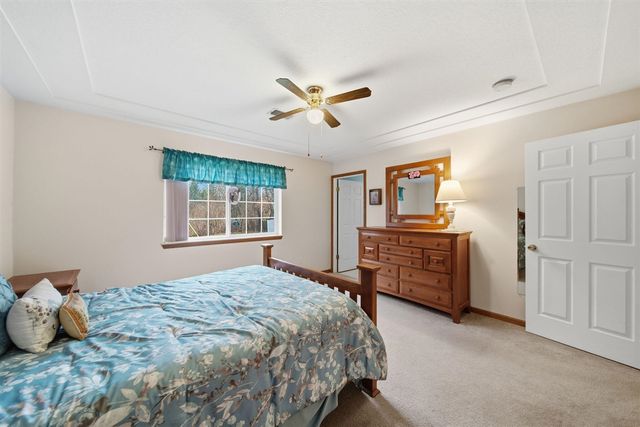 1702 Lakewood Drive B, Adrian, MI 49221