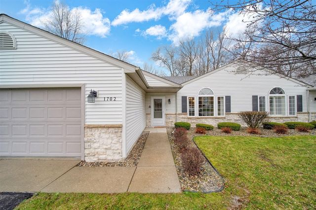 1702 Lakewood Drive B, Adrian, MI 49221