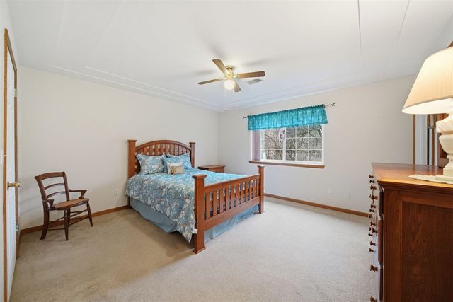 1702 Lakewood Drive B, Adrian, MI 49221