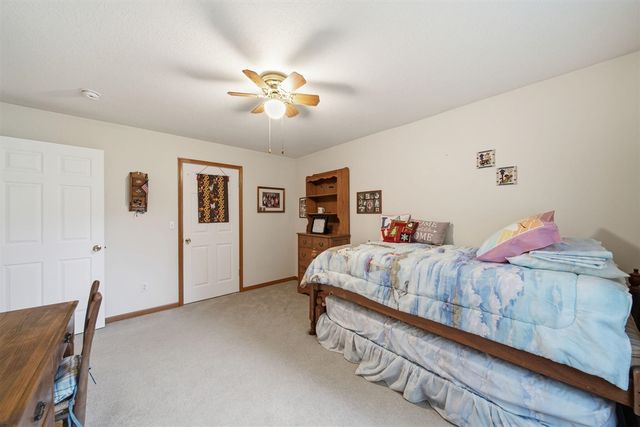 1702 Lakewood Drive B, Adrian, MI 49221