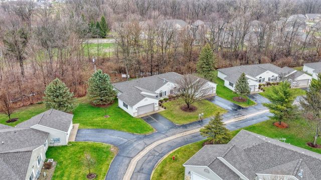 1702 Lakewood Drive B, Adrian, MI 49221