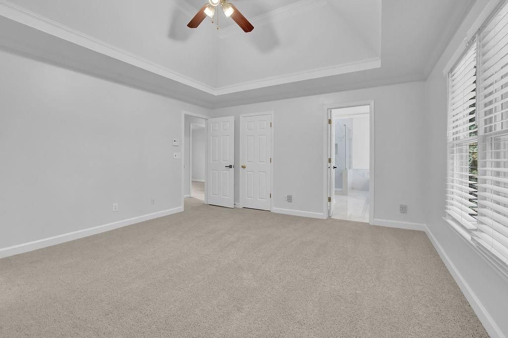 Image 12 of property listing at 140 Ashewoode Downs Lane, Alpharetta, GA 30005