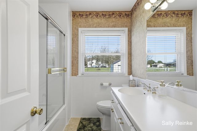 4815 Cannonsburg Road, Belmont, MI 49306