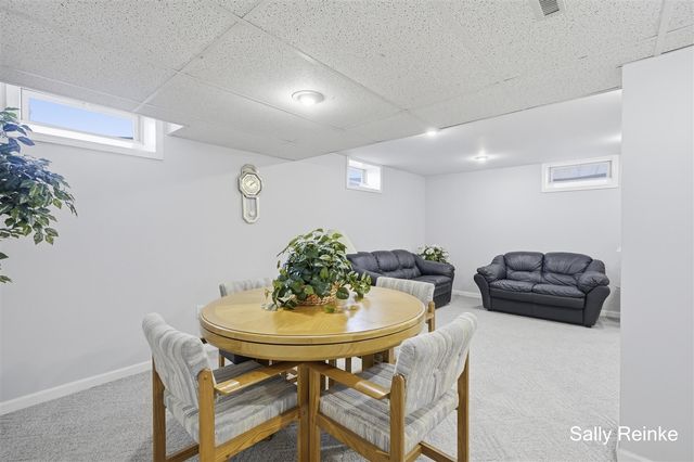 4815 Cannonsburg Road, Belmont, MI 49306