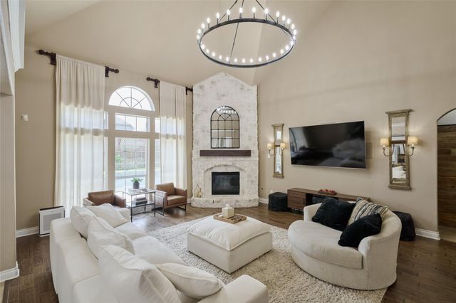 25207 Pineglen Terrace Drive, Spring, TX 77389