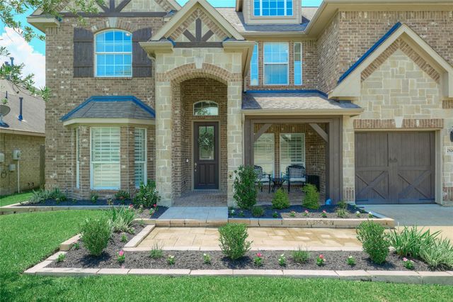25207 Pineglen Terrace Drive, Spring, TX 77389