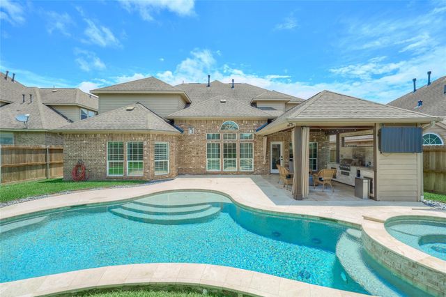 25207 Pineglen Terrace Drive, Spring, TX 77389