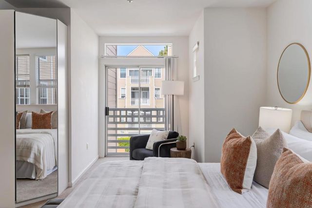 550 Ortega Avenue B330, Mountain View, CA 94040