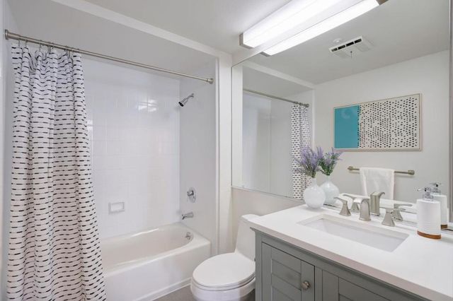 550 Ortega Avenue B330, Mountain View, CA 94040