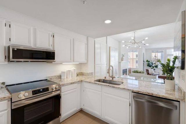 550 Ortega Avenue B330, Mountain View, CA 94040