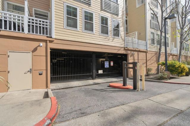 550 Ortega Avenue B330, Mountain View, CA 94040