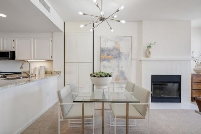 550 Ortega Avenue B330, Mountain View, CA 94040