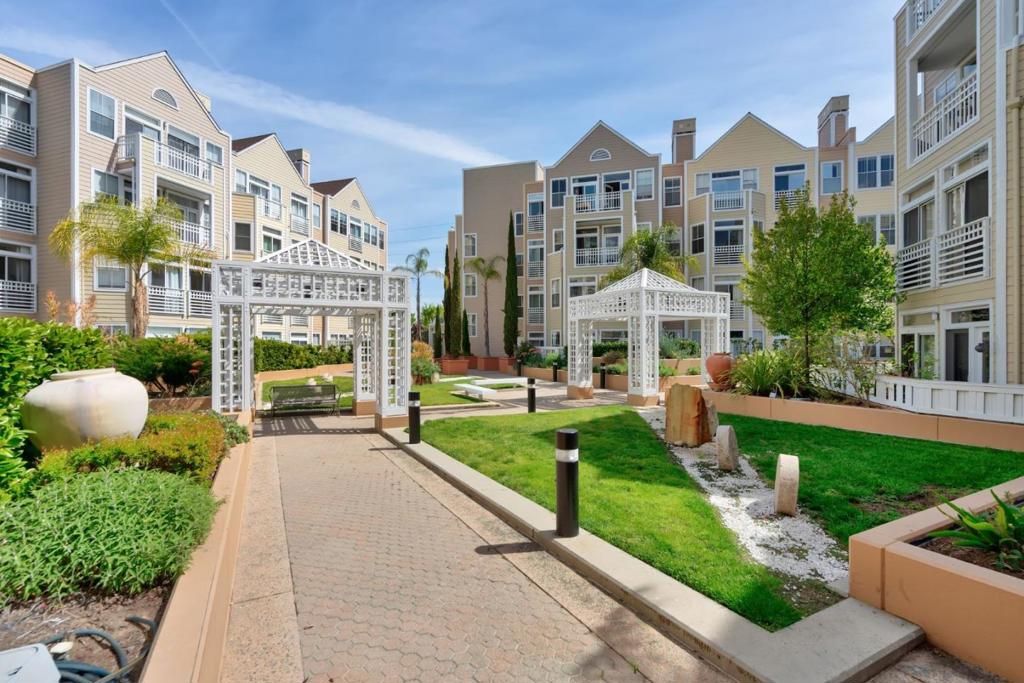 550 Ortega Avenue B330, Mountain View, CA 94040