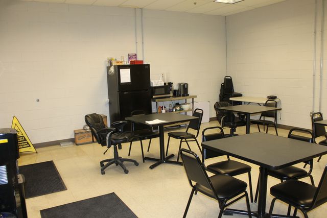 2012 Corporate Lane 132, Naperville, IL 60563