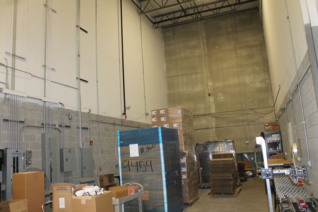 2012 Corporate Lane 132, Naperville, IL 60563