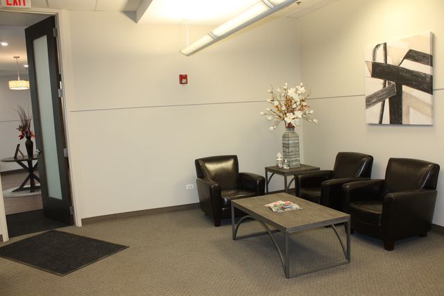 2012 Corporate Lane 132, Naperville, IL 60563