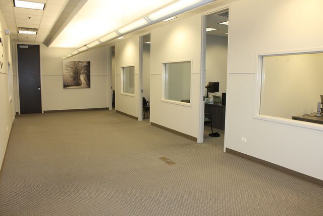 2012 Corporate Lane 132, Naperville, IL 60563