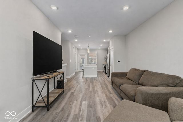 805 Bates Street, Indianapolis, IN 46202