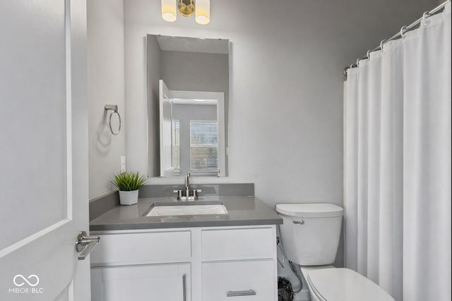 805 Bates Street, Indianapolis, IN 46202